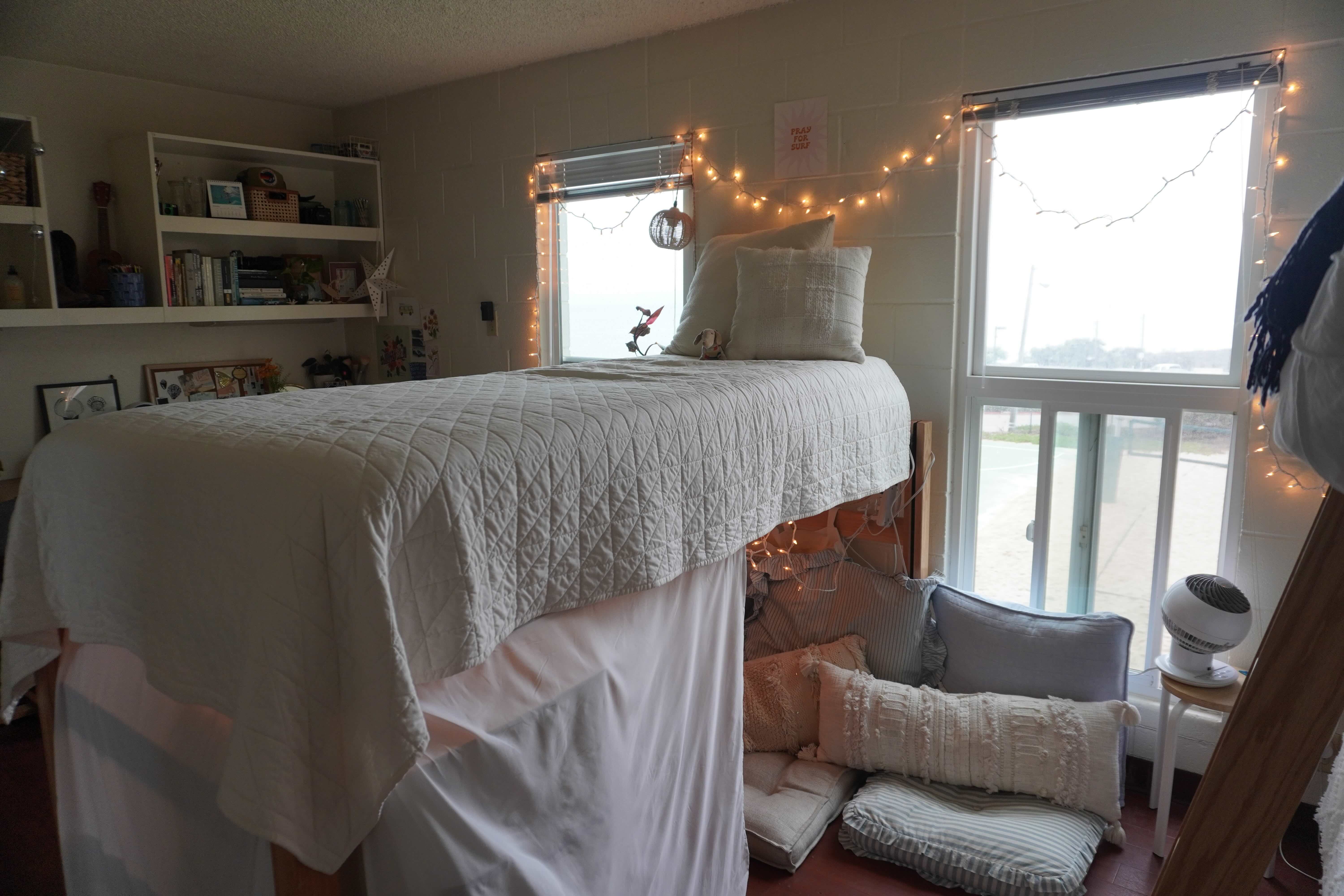 PLNU student's bedroom in Young Hall.