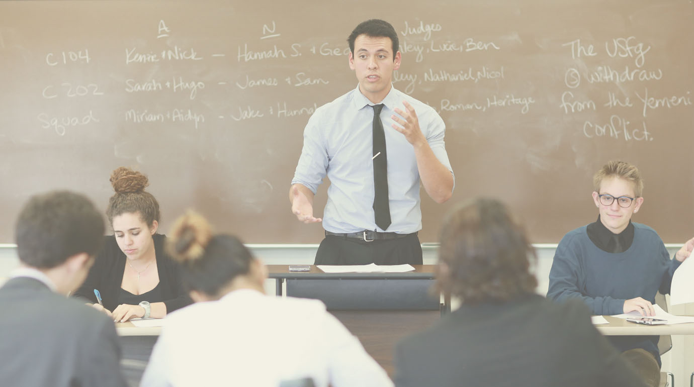 Student Teaching in Class