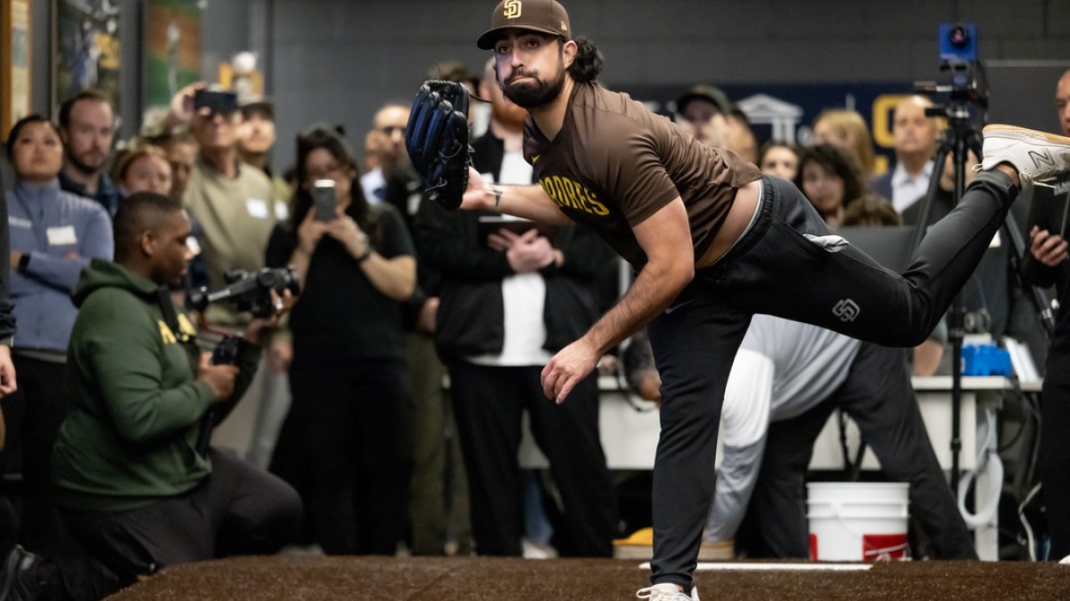 Padres pitcher using the biomechanics lab