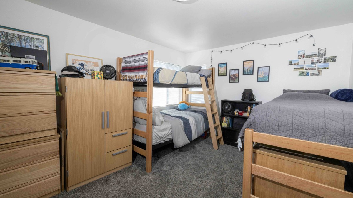 PLNU student's bedroom in Flex Apartments.