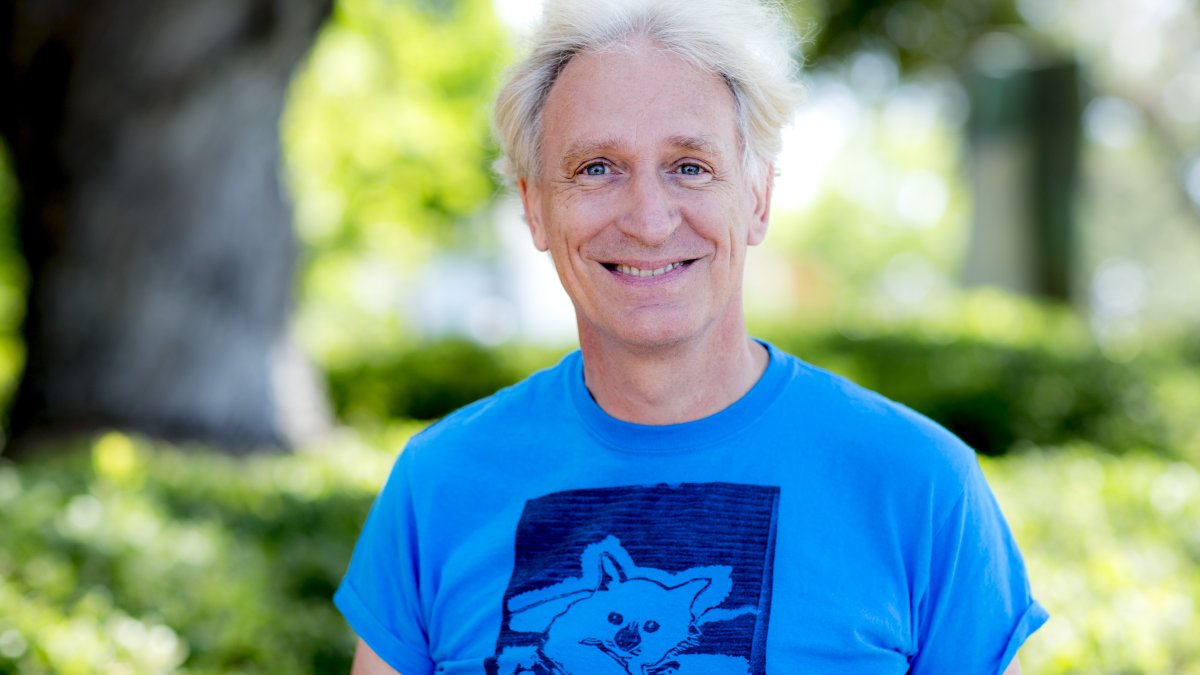 Alain Lescart headshot