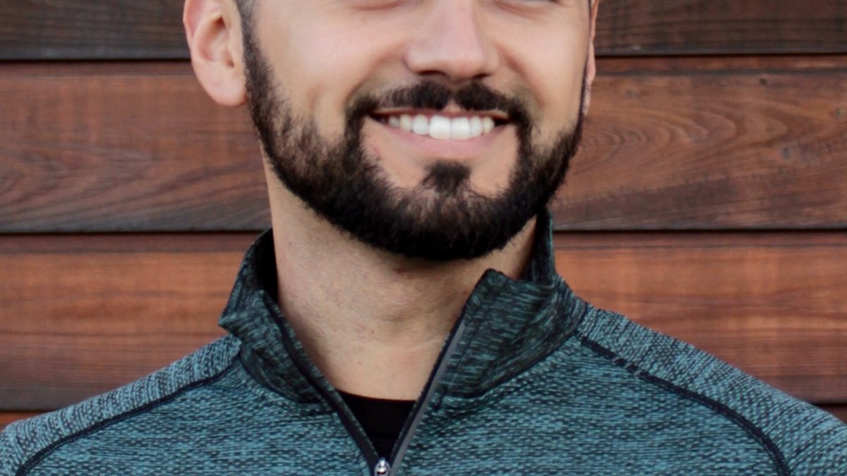 Manny Romero, 2019 MS Kinesiology Graduate and NSCA Foundation Scholarship Awardee