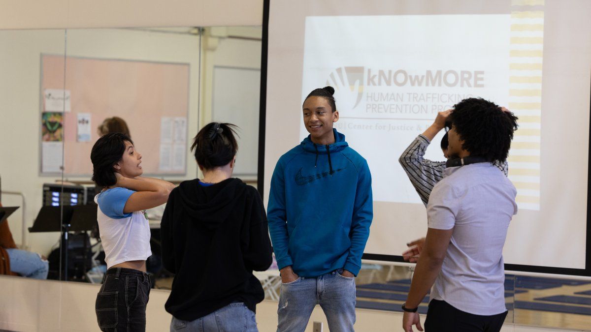 kNOwMORE students talking