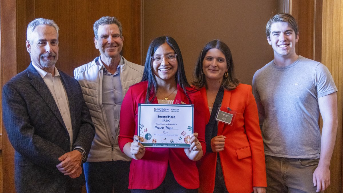 FSB Students Win 2nd Place at SDSU Social Venture Challenge