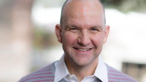 Brad Kelle headshot