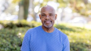 Glen Laster headshot