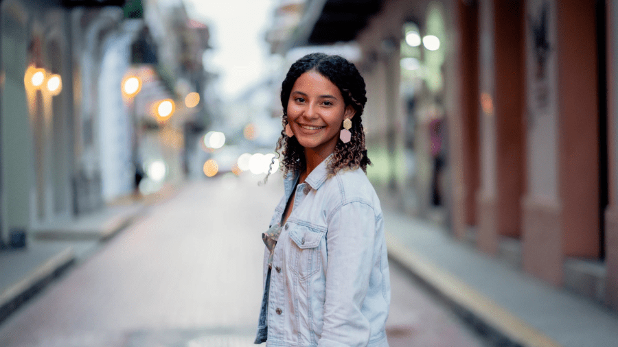 Portrait headshot of Elianny Soto.