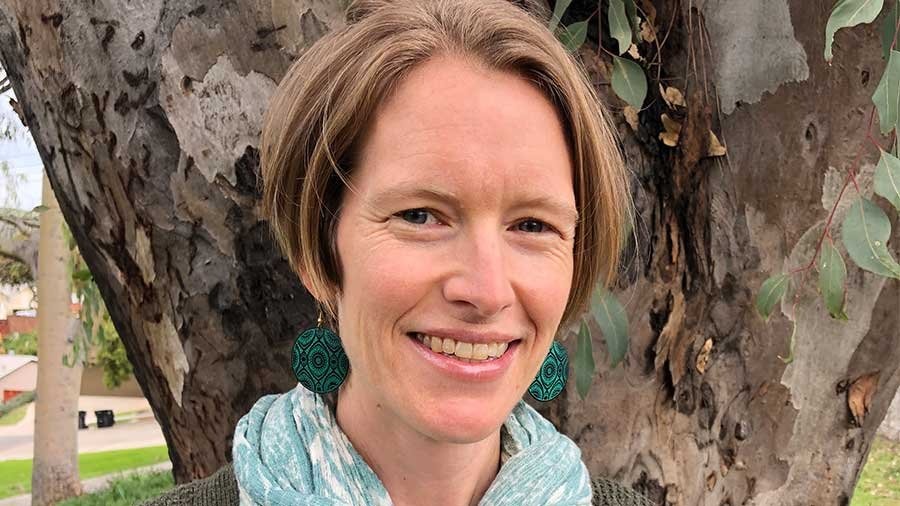 Gwen Gleason-Rohrer headshot