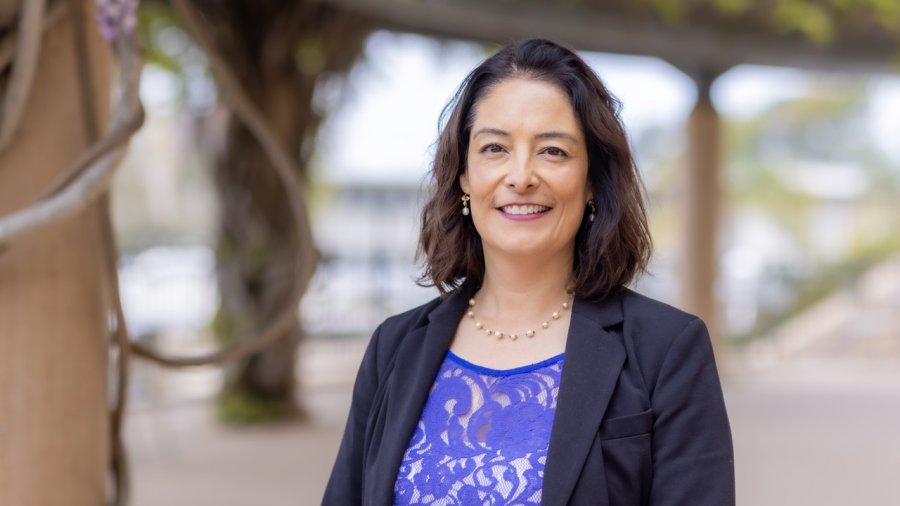 Raquel Aguilar Headshot