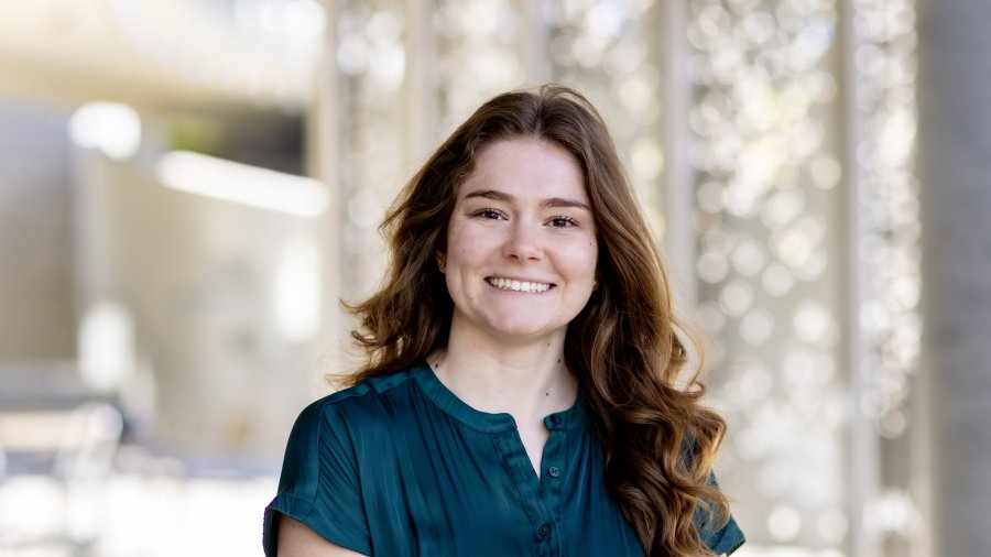 Alyssa Burch Headshot