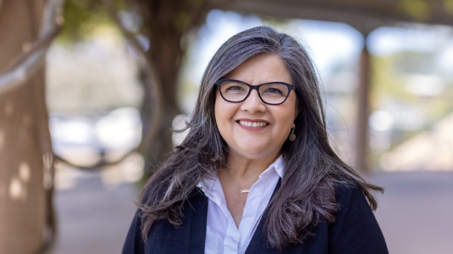 Sylvia Cortez Masyuk Headshot