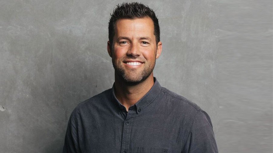 Dusty Davis Headshot