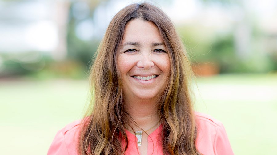 Fran Gonis Headshot