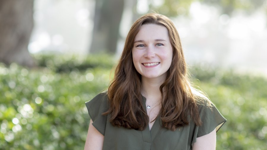 Hanna Vanca Headshot