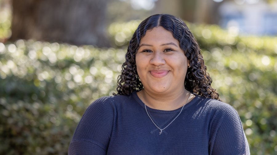 Portrait shot of Esmeralda Jarquin.