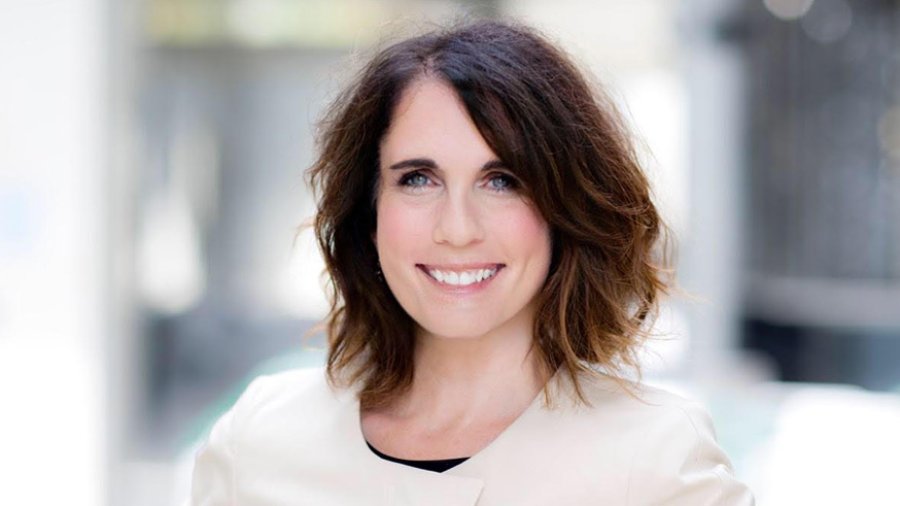 Kelly Smith's Headshot