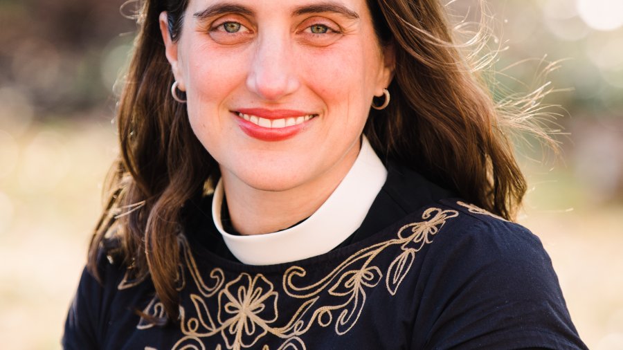 Leyla King Headshot