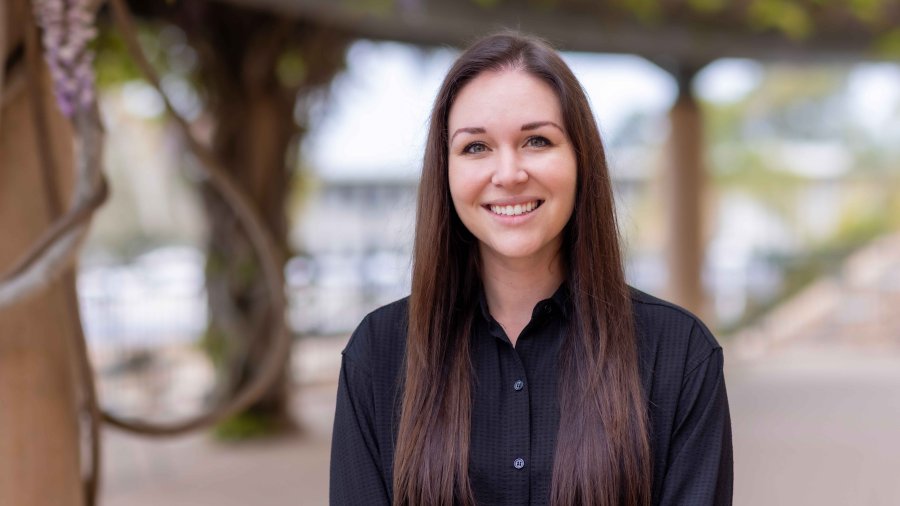 Sabrina Mathisen Headshot