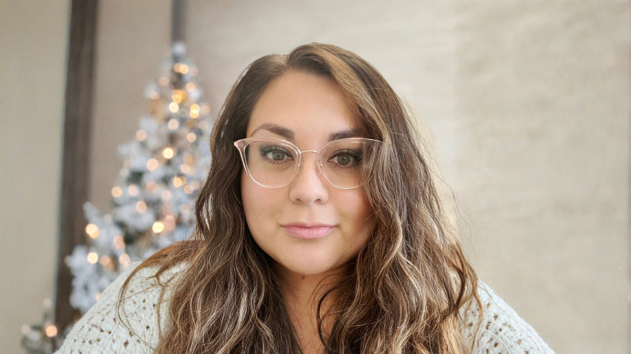 Portrait shot of Norma Flores.