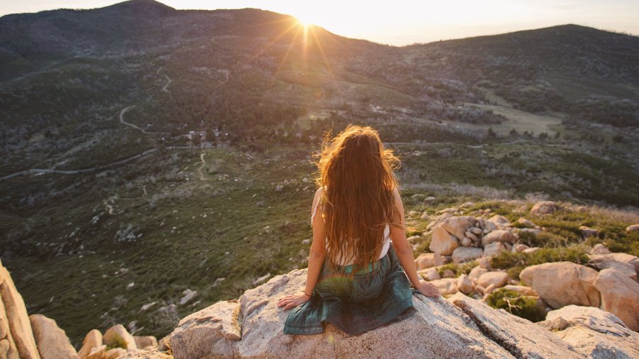 On a hike in Julian, Calif., a student takes a moment to appreciate the beauty.