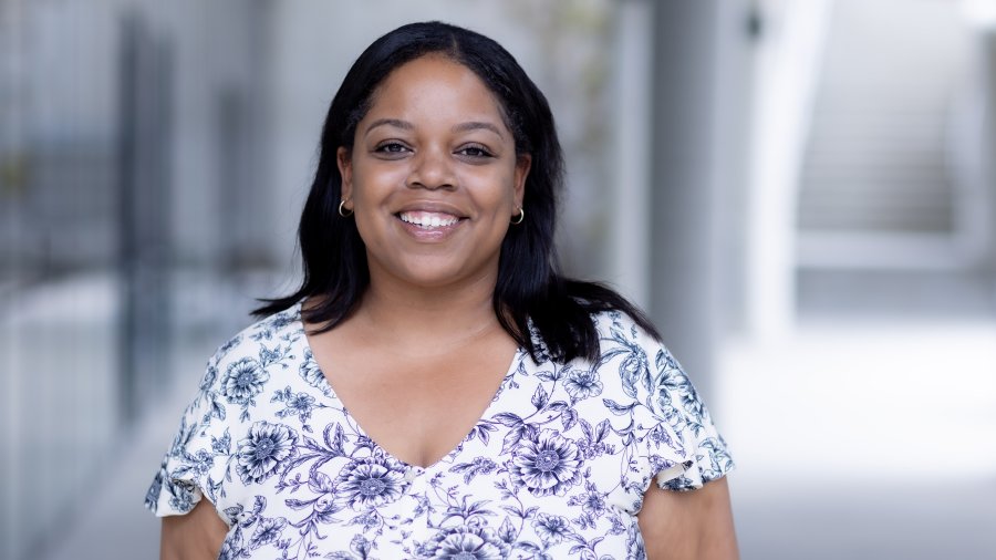 Gisele Sanders Headshot