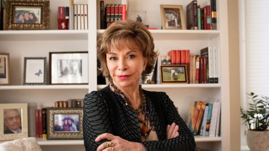 Isabel Allende headshot