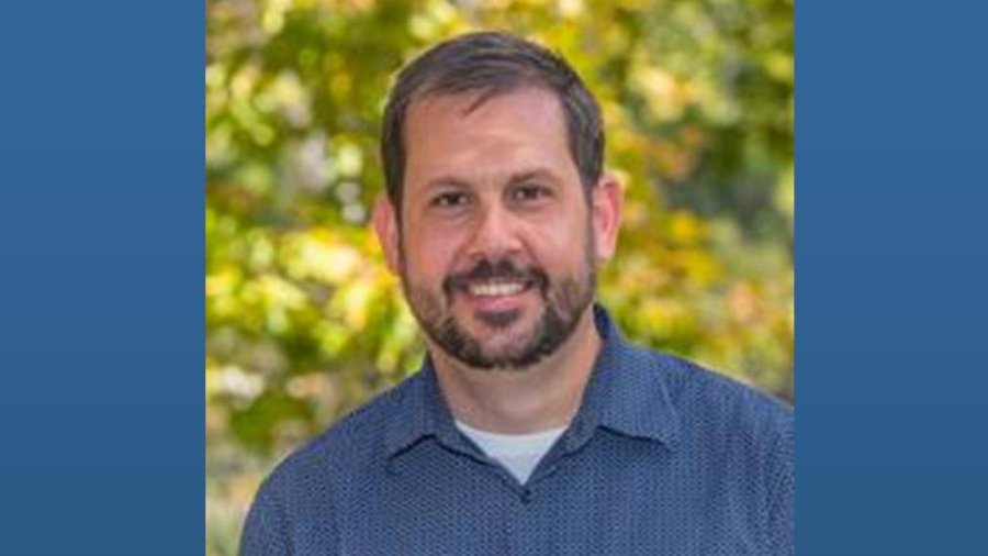 Dr. Chris Tubbs
