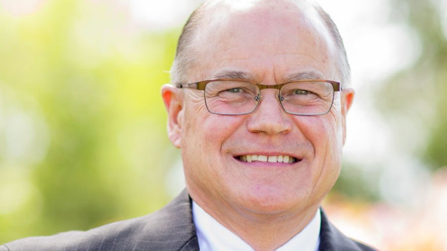 Steve Seelig Headshot