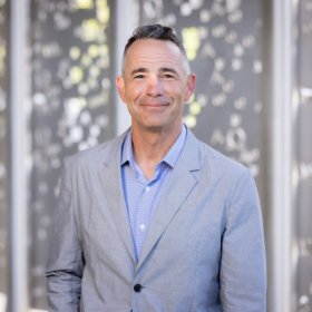 Jim Daichendt headshot