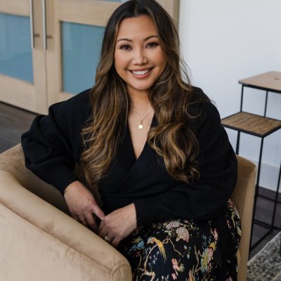 Sarah Yasukochi Headshot