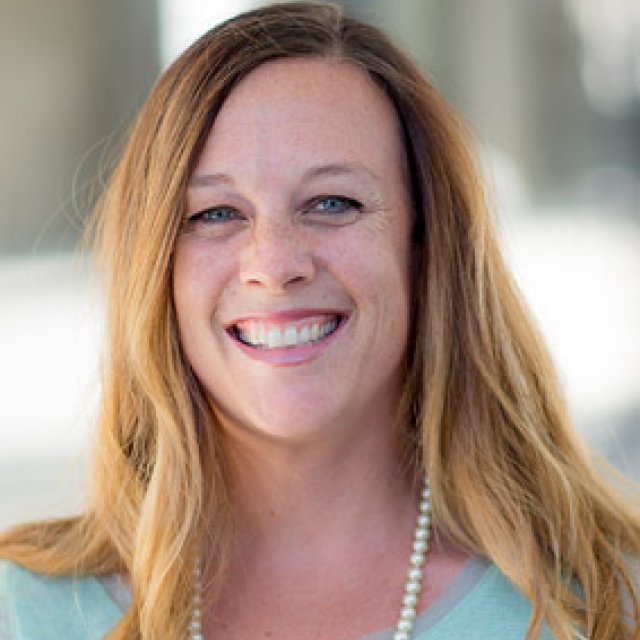 Monique Sawyer headshot