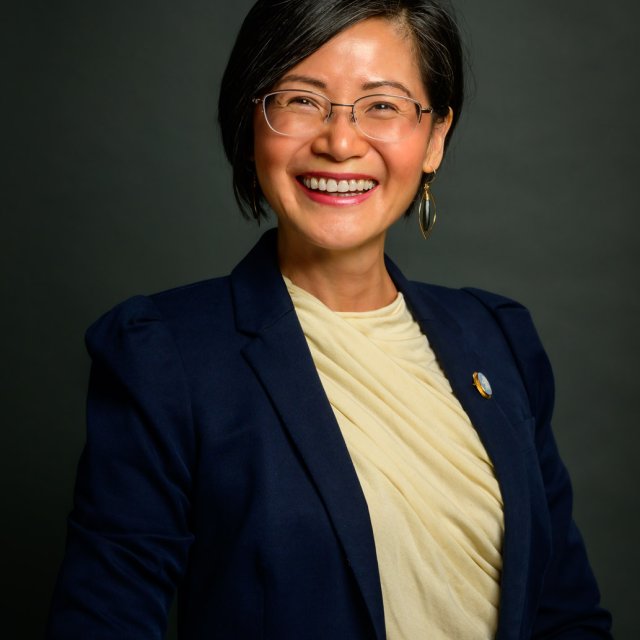 Dr. Amy Zheng