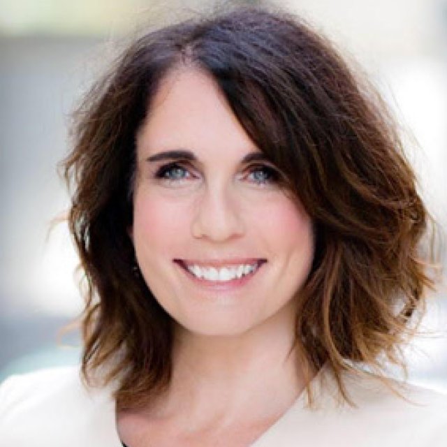 Kelly Smith's Headshot