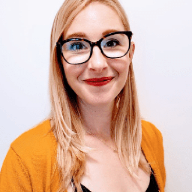 Kristen Snyman Headshot