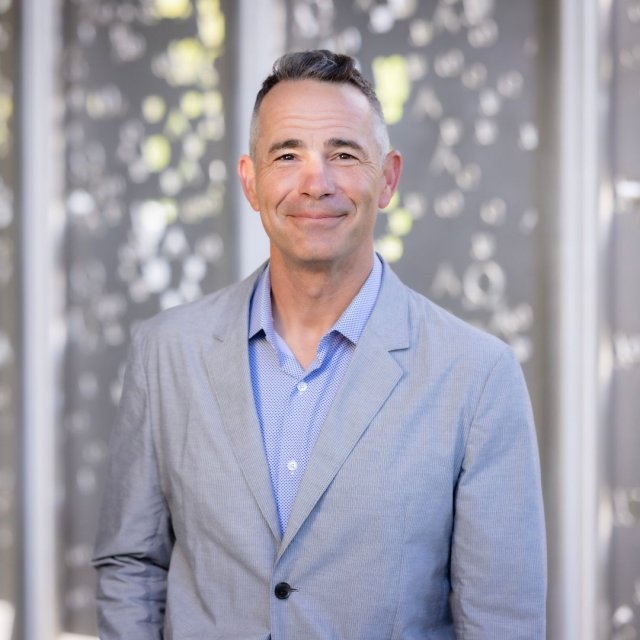 Jim Daichendt headshot
