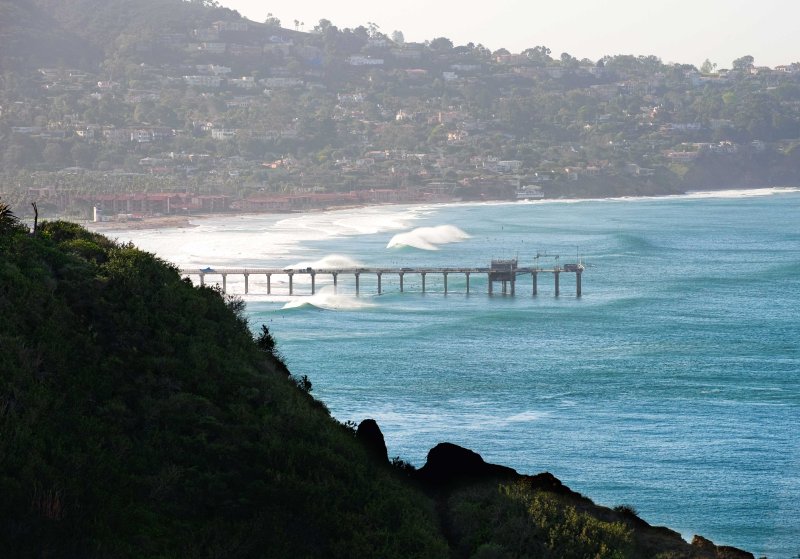 View of the La Jolla Shores surf area and pier