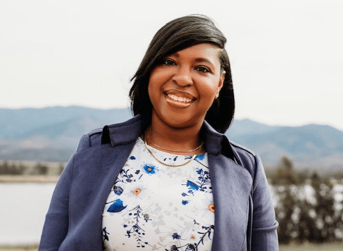 Candace Gray headshot