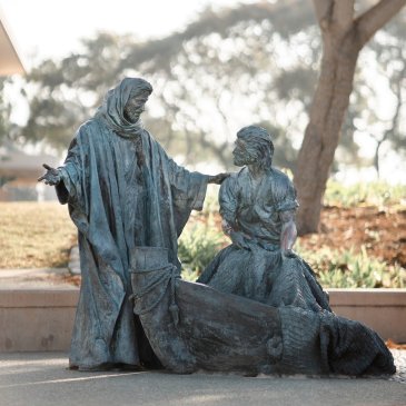 Calling Statue of Jesus calling of peter